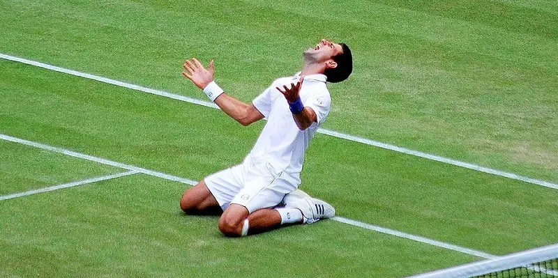 Why do Tennis Players Like Novak Djokovic Eat Grass?